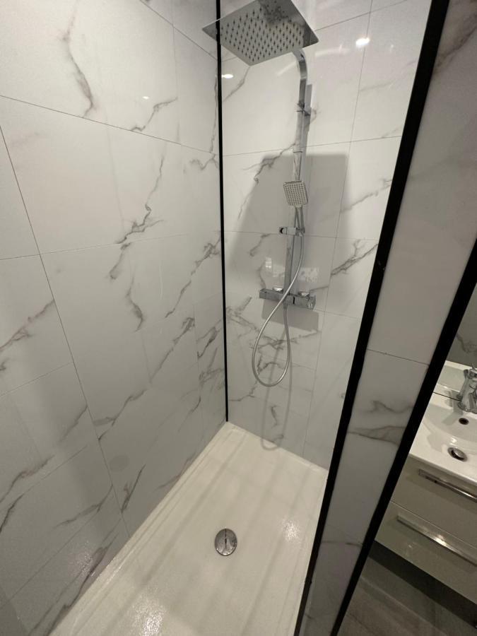Appartement Meuble Proche Du Futuroscope Poitiers Zewnętrze zdjęcie