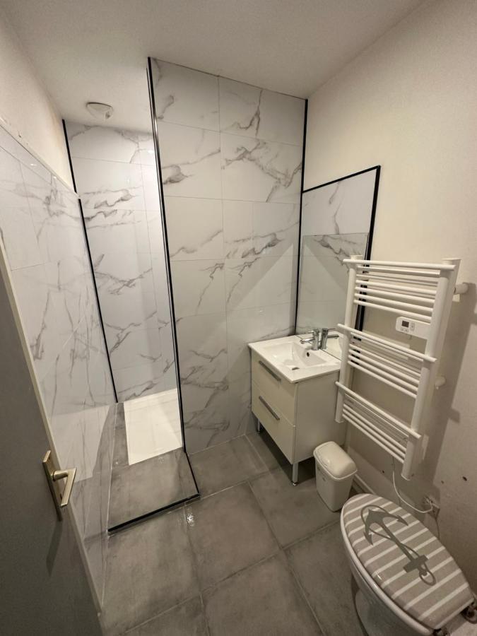 Appartement Meuble Proche Du Futuroscope Poitiers Zewnętrze zdjęcie