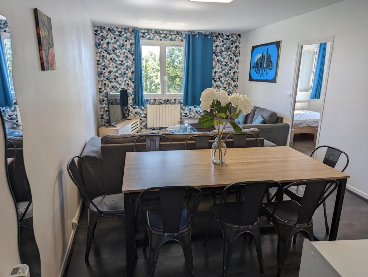 Appartement Meuble Proche Du Futuroscope Poitiers Zewnętrze zdjęcie